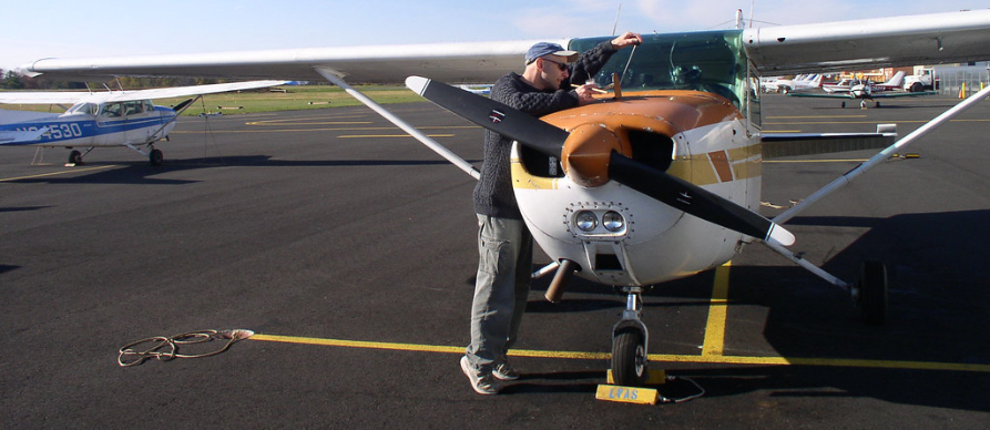 This image has an empty alt attribute; its file name is maint-issues-xc-flight.jpg